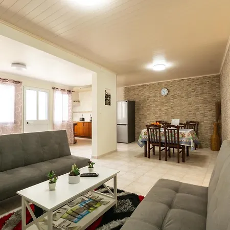 Casa Piscinas Naturais * Ribeira Grande