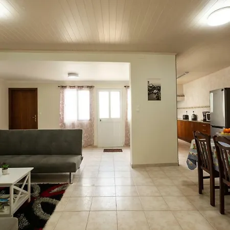 Casa Piscinas Naturais * Ribeira Grande