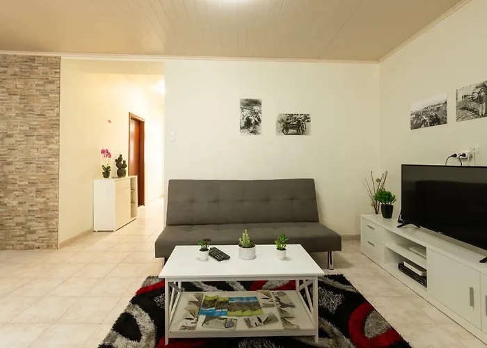 Casa Piscinas Naturais * Ribeira Grande